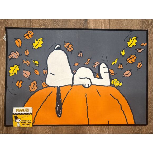 PEANUTS SNOOPY 26” X 38” WASHABLE ACCENT RUG Carpet THANKSGIVING FALL Halloween - Picture 1 of 6
